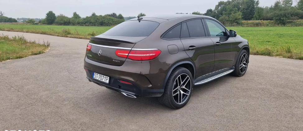 Mercedes-Benz GLE cena 185000 przebieg: 230000, rok produkcji 2018 z Buk małe 121